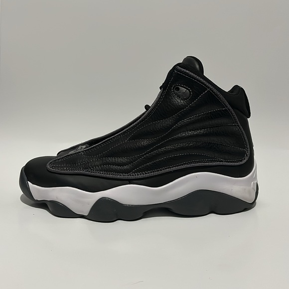 Jordan Pro Strong GS 6Y with the Box - Picture 6 of 8